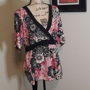 Black and red kimono top